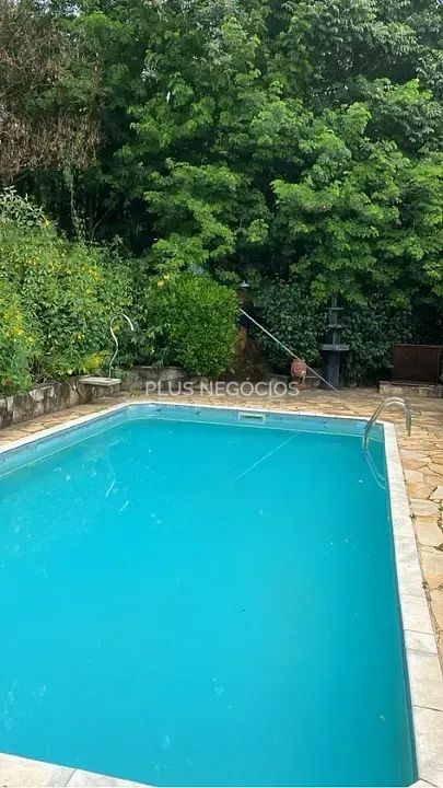 Chácara, 3 quartos, 2500 m² - Foto 1