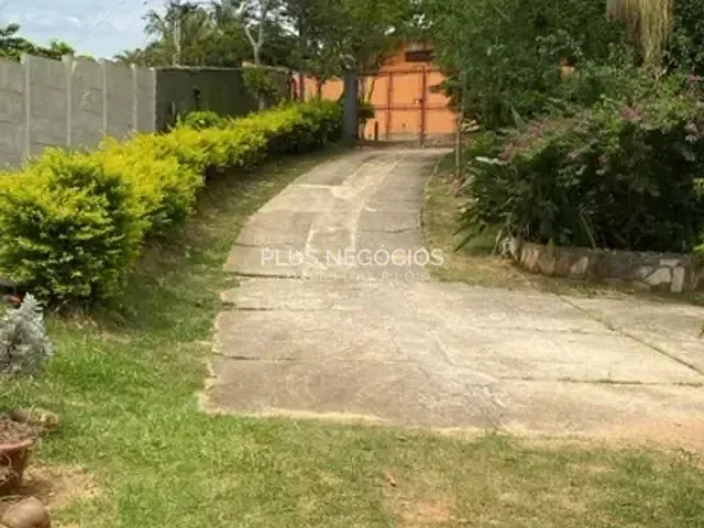 Chácara com 2500m² 3 quartos e 4 banheiros, à venda, no bairro Jundiacanga em Araçoiaba da Serra