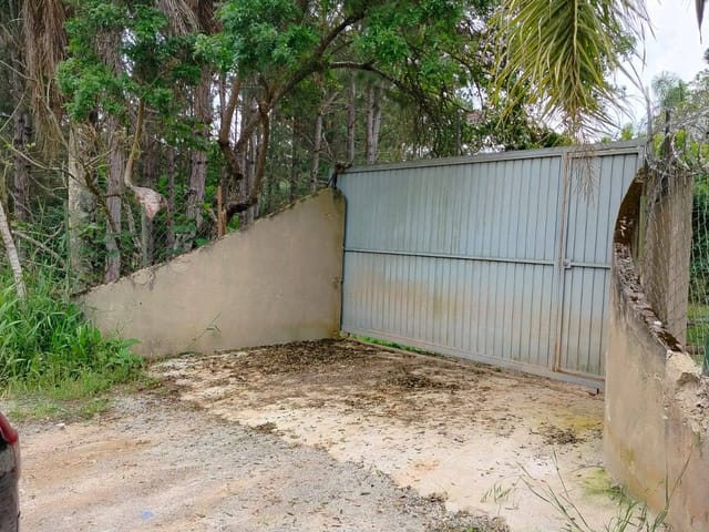 Chácara com 14000m² 6 quartos e 4 banheiros, à venda, no bairro Jardim São Luiz (Caucaia do Alto) em Cotia