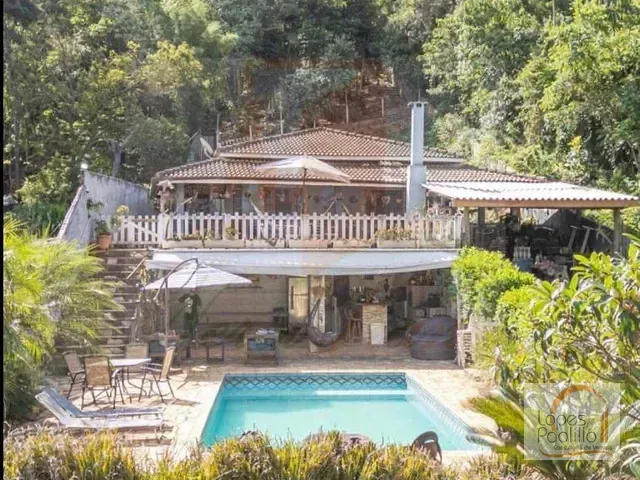 Chácara com 1800m² 3 quartos e 4 banheiros, à venda, no bairro Jardim Estância Brasil em Atibaia