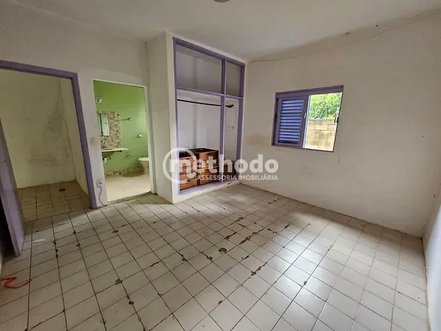 Chácara com 5000m² 3 quartos e 2 banheiros, à venda, no bairro Loteamento Chácaras Vale das Garças em Campinas