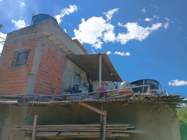 Chácara 3 quartos e 2 banheiros, à venda, no bairro Parque Mirante de Parnaíba em Santana de Parnaíba