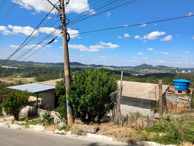 Chácara 3 quartos e 2 banheiros, à venda, no bairro Parque Mirante de Parnaíba em Santana de Parnaíba