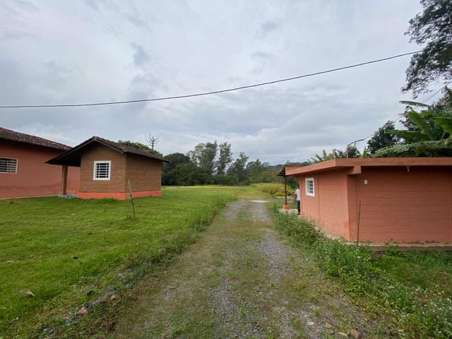 Chácara com 28632m² 4 quartos e 5 banheiros, à venda, no bairro Rodeio em Extrema