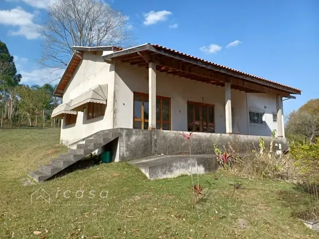 Chácara com 5254m² 2 quartos e 2 banheiros, à venda, no bairro Chácaras Santa Rita em Caçapava