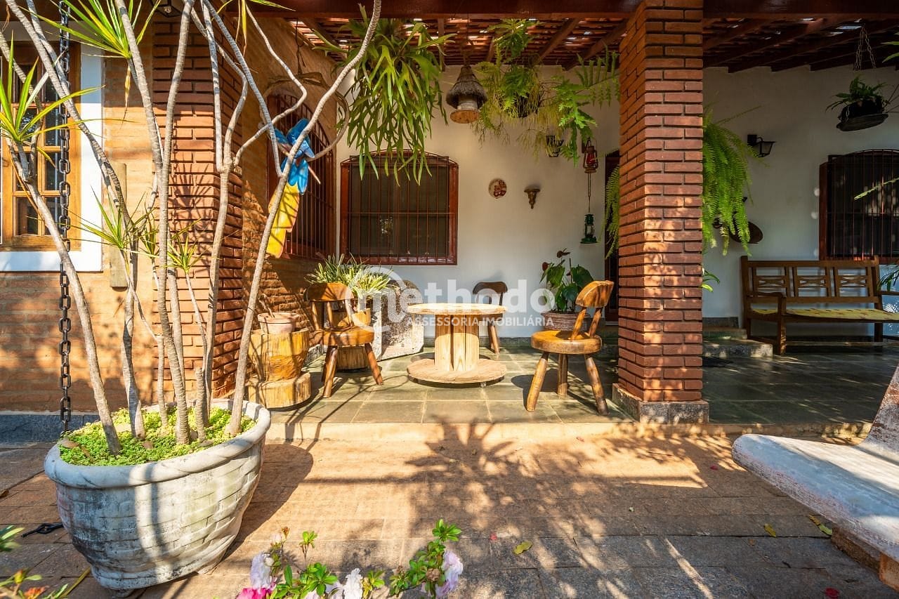 Chácara, 3 quartos, 1282 m² - Foto 5