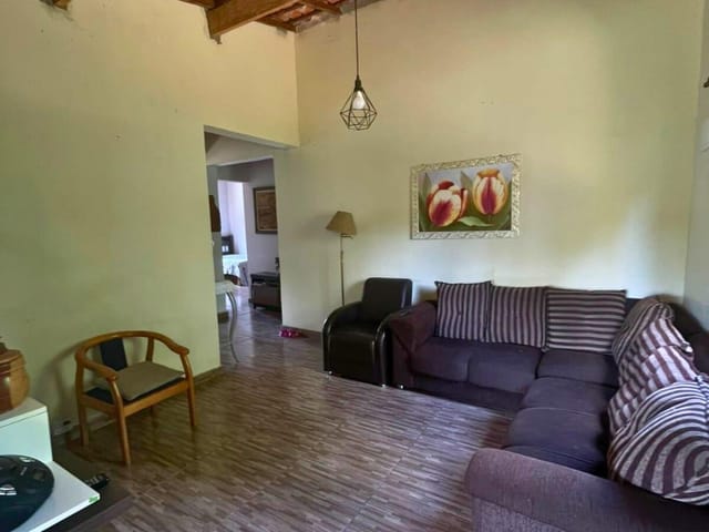 Chácara 3 quartos e 2 banheiros, à venda, no bairro Morada do Sol em Sarapuí