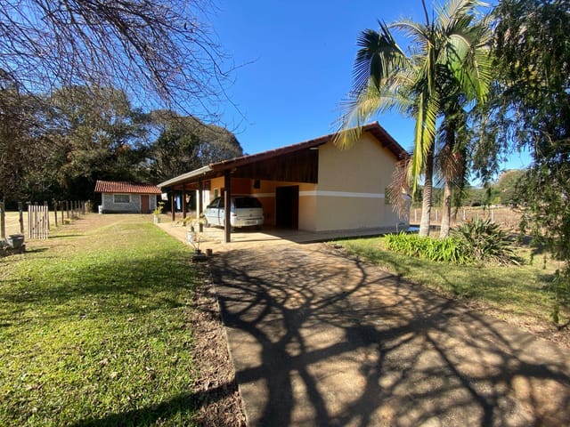 Chácara com 2000m² 2 quartos e 1 banheiro, à venda, no bairro São Brás em Extrema