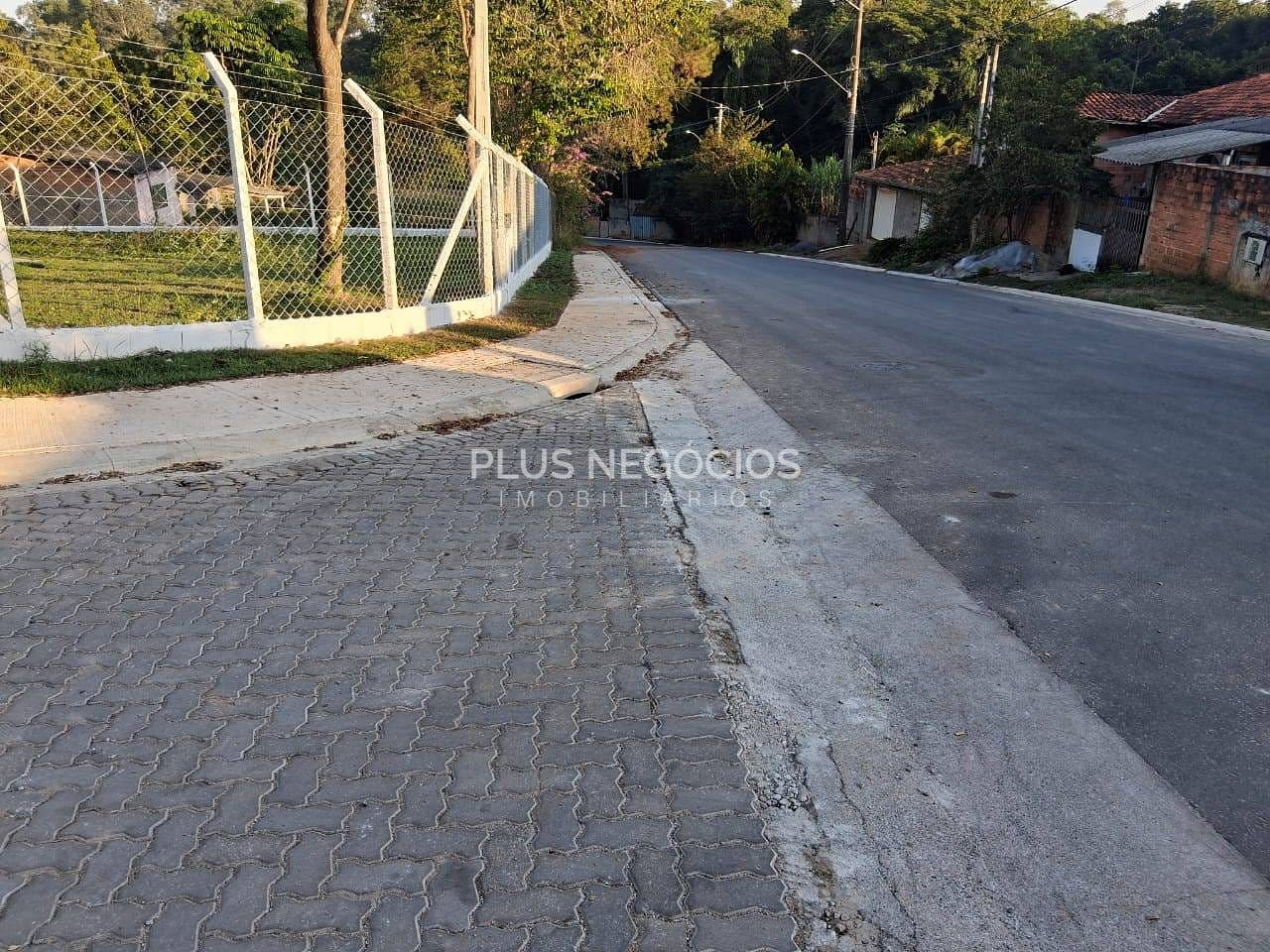 Chácara à venda com 2 quartos, 105m² - Foto 3