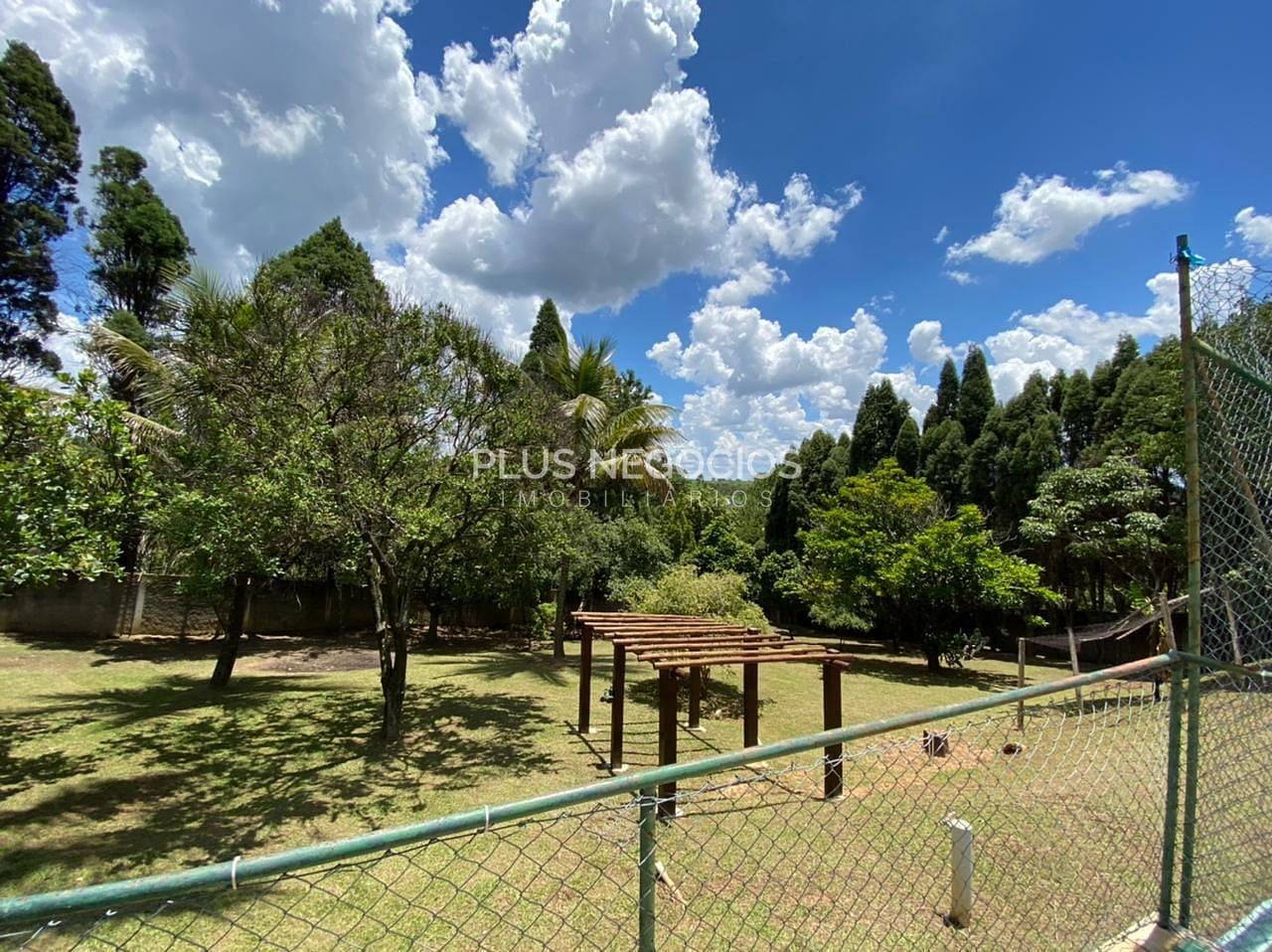 Chácara à venda com 4 quartos, 4000m² - Foto 16