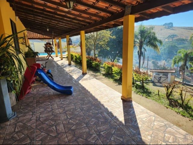 Chácara com 2600m² 3 quartos e 3 banheiros, à venda, no bairro Tenentes em Extrema