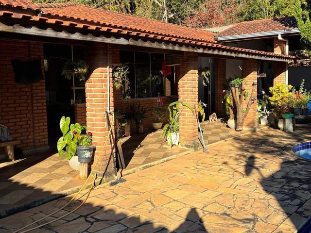 Chácara 2 quartos e 2 banheiros, à venda, no bairro SALTO DE CIMA em Extrema