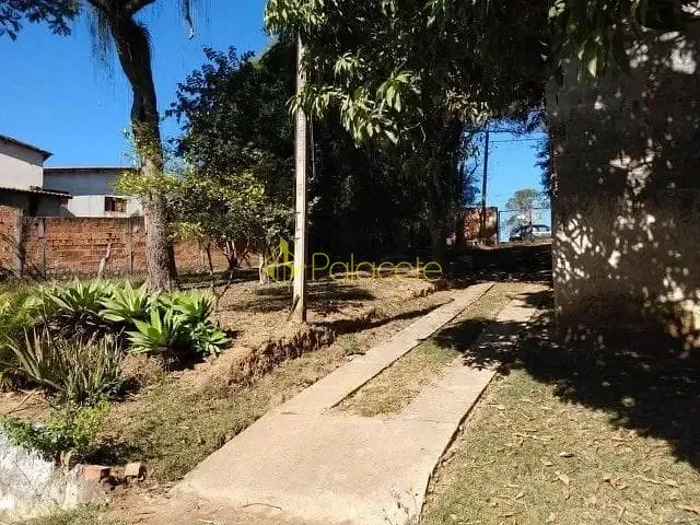 Chácara com 1065m² 3 quartos e 2 banheiros, à venda, no bairro Belvedere Club dos 500 em Guaratinguetá
