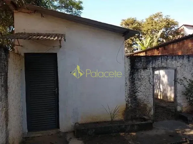 Chácara com 1065m² 3 quartos e 2 banheiros, à venda, no bairro Belvedere Club dos 500 em Guaratinguetá