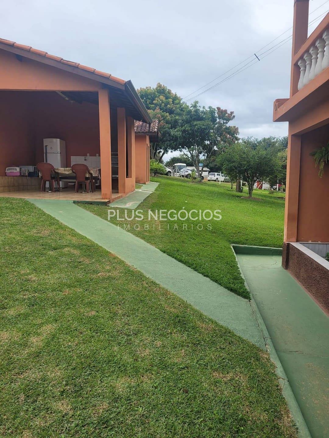 Chácara, 4 quartos, 2406 m² - Foto 2