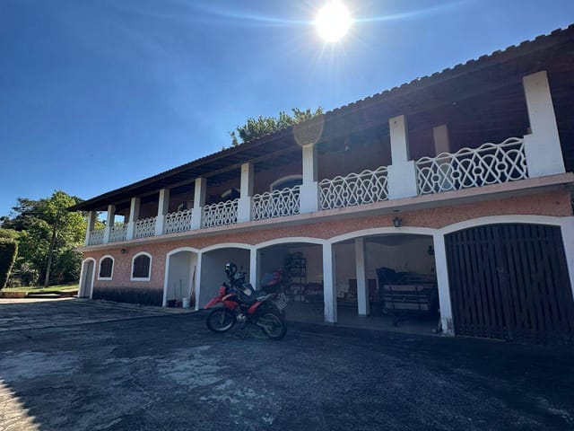 Chácara com 15000m² 5 quartos e 5 banheiros, à venda, no bairro Godoy em Extrema