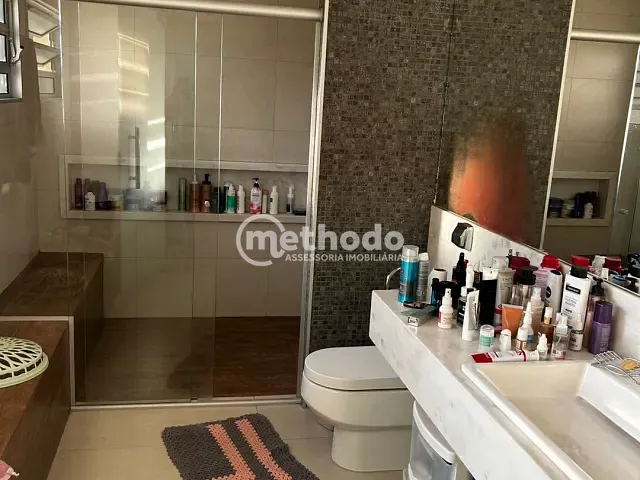 Chácara com 970m² 3 quartos e 4 banheiros, à venda, no bairro Jardim Planalto em Paulínia