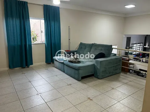 Chácara com 970m² 3 quartos e 4 banheiros, à venda, no bairro Jardim Planalto em Paulínia