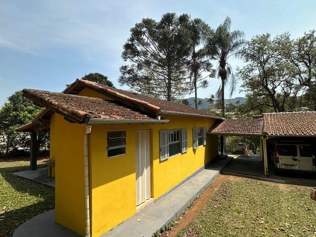 Chácara com 6000m² 2 quartos e 1 banheiro, à venda, no bairro SALTO em Extrema