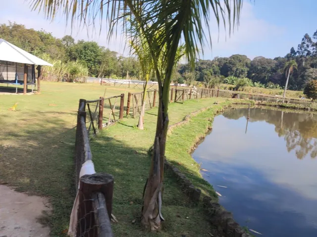 Chácara com 10000m² 6 quartos e 7 banheiros, à venda, no bairro Jardim Camargo (Canguera) em São Roque