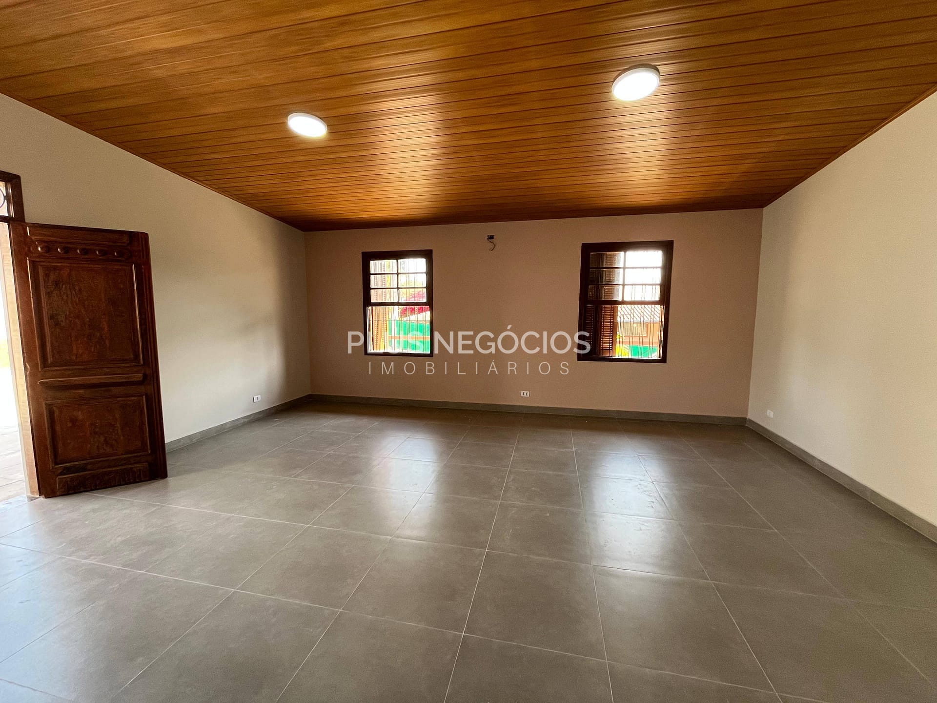 Chácara à venda com 3 quartos, 220m² - Foto 7