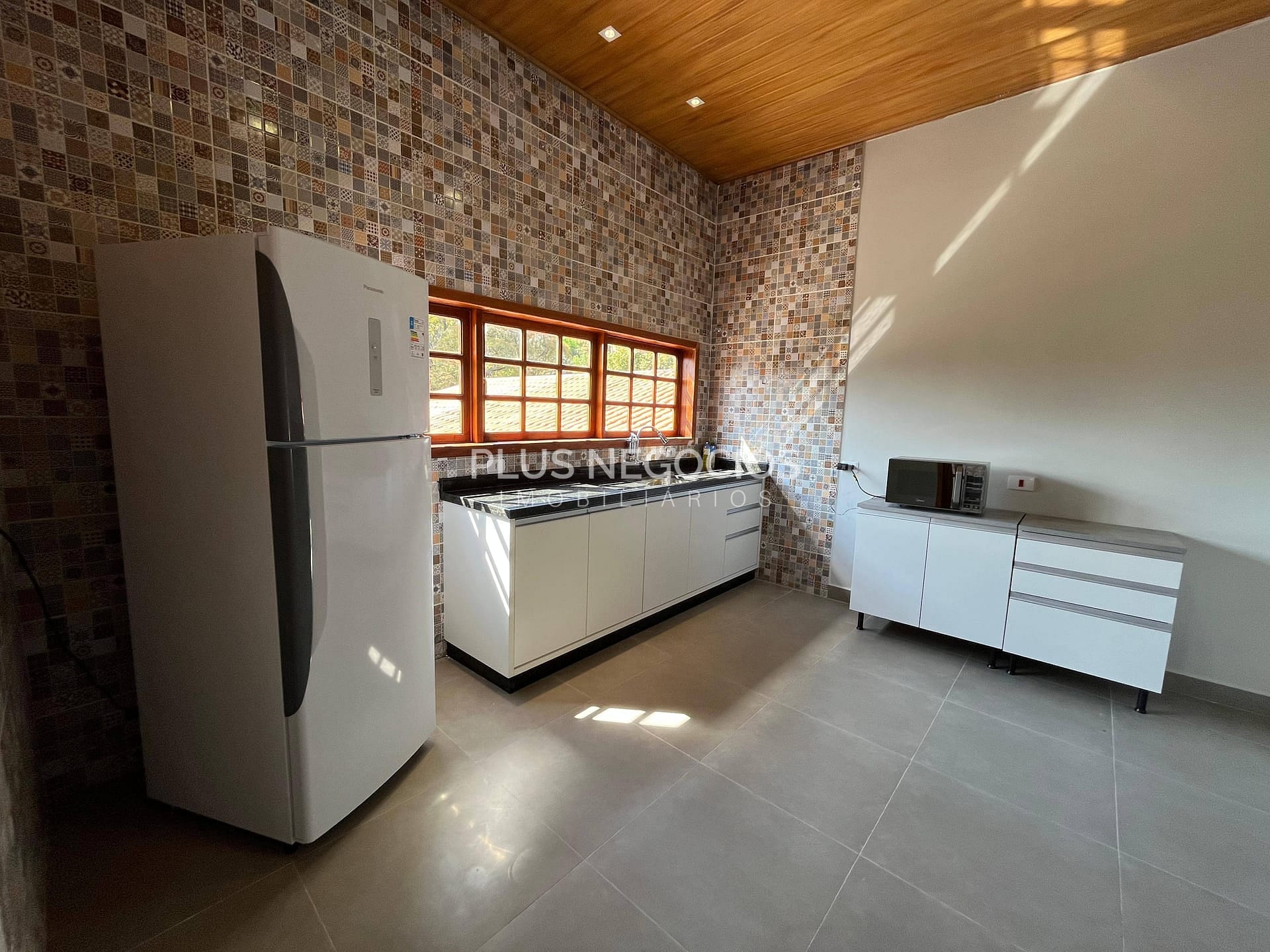 Chácara à venda com 3 quartos, 220m² - Foto 16
