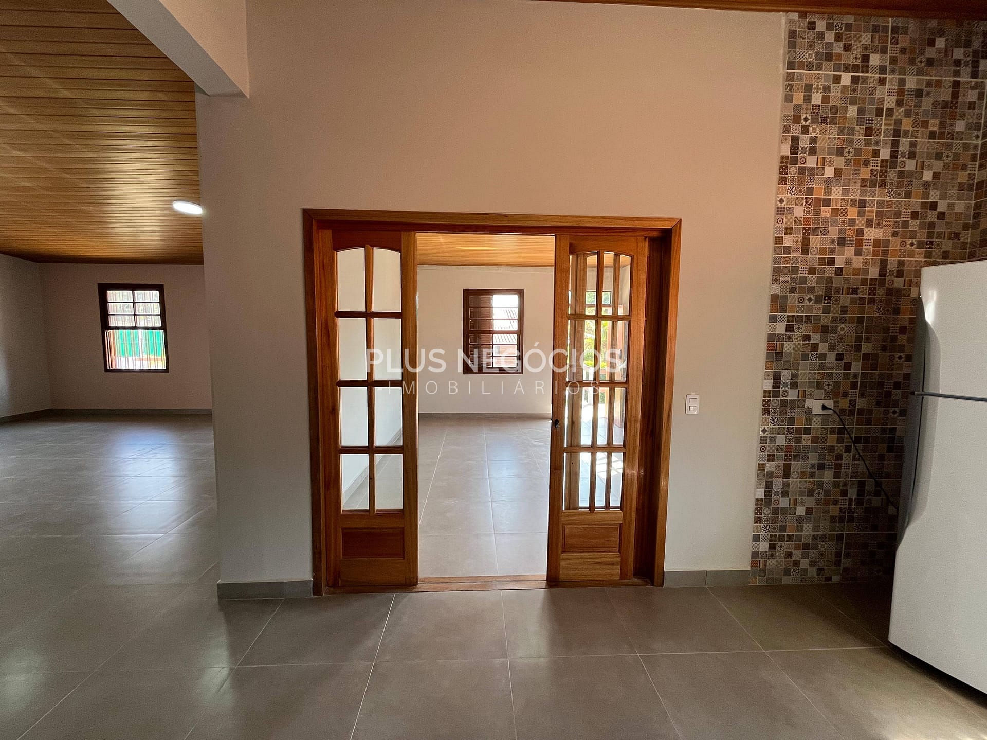 Chácara à venda com 3 quartos, 220m² - Foto 12