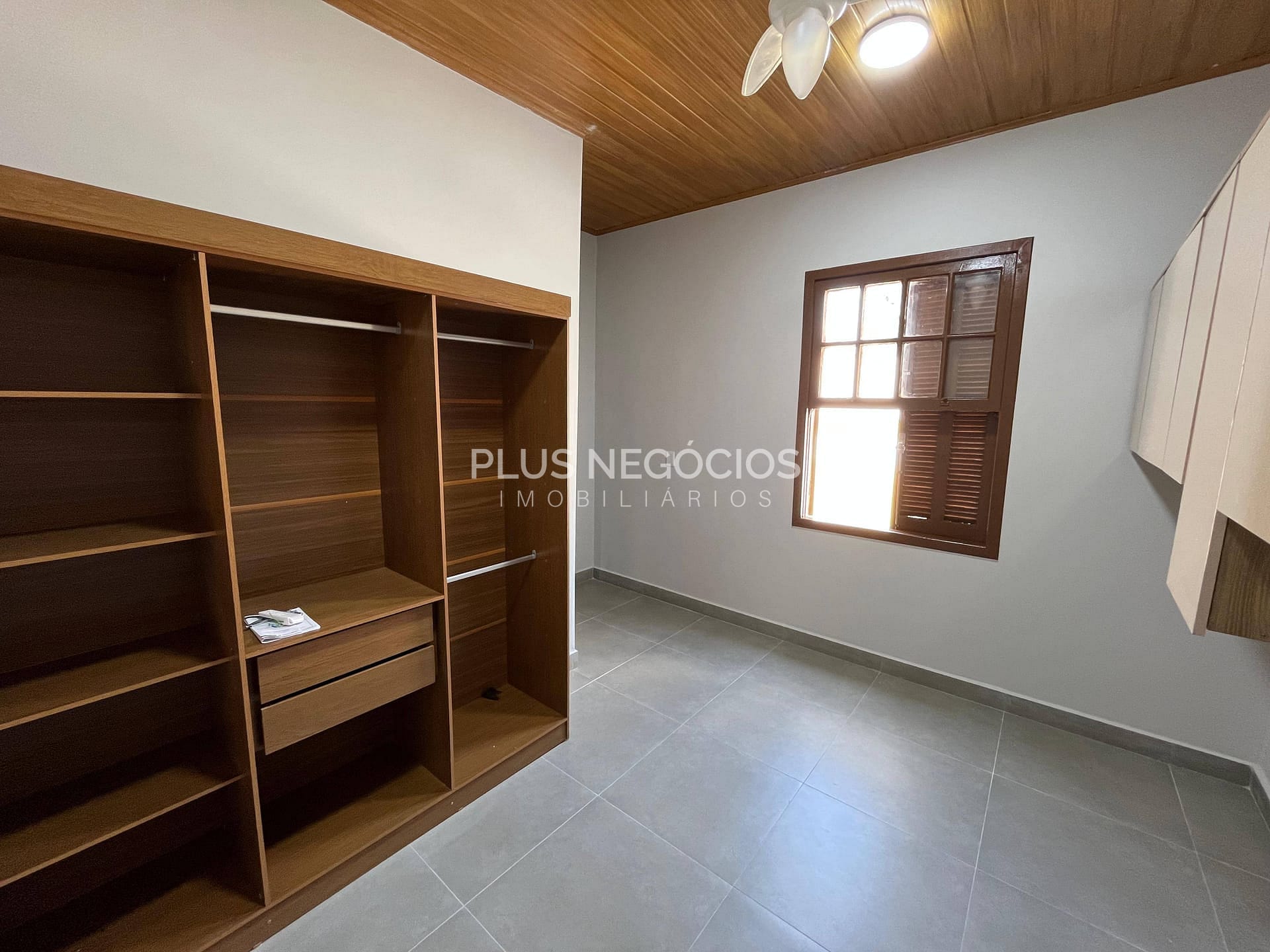 Chácara à venda com 3 quartos, 220m² - Foto 19