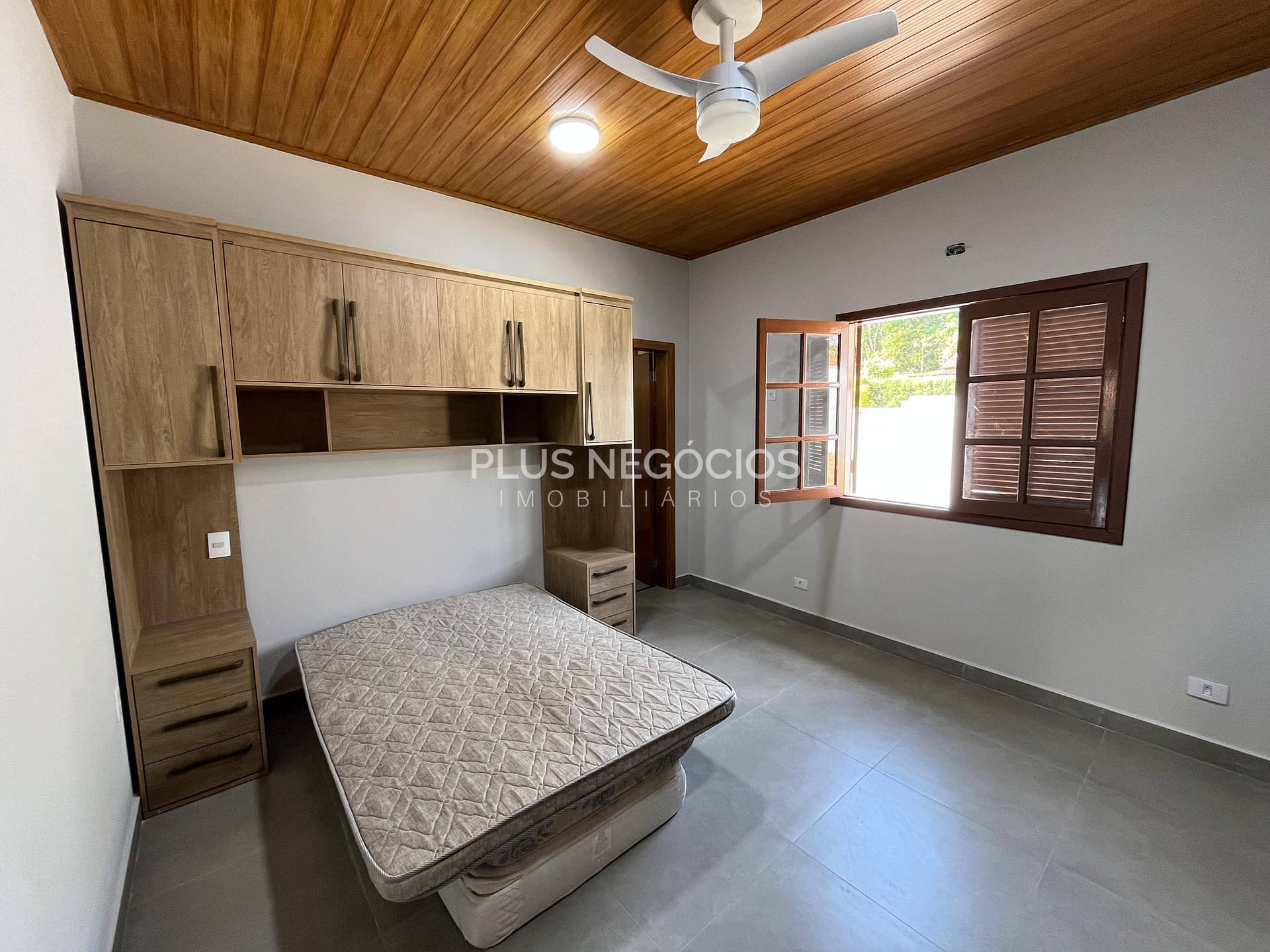 Chácara à venda com 3 quartos, 220m² - Foto 29