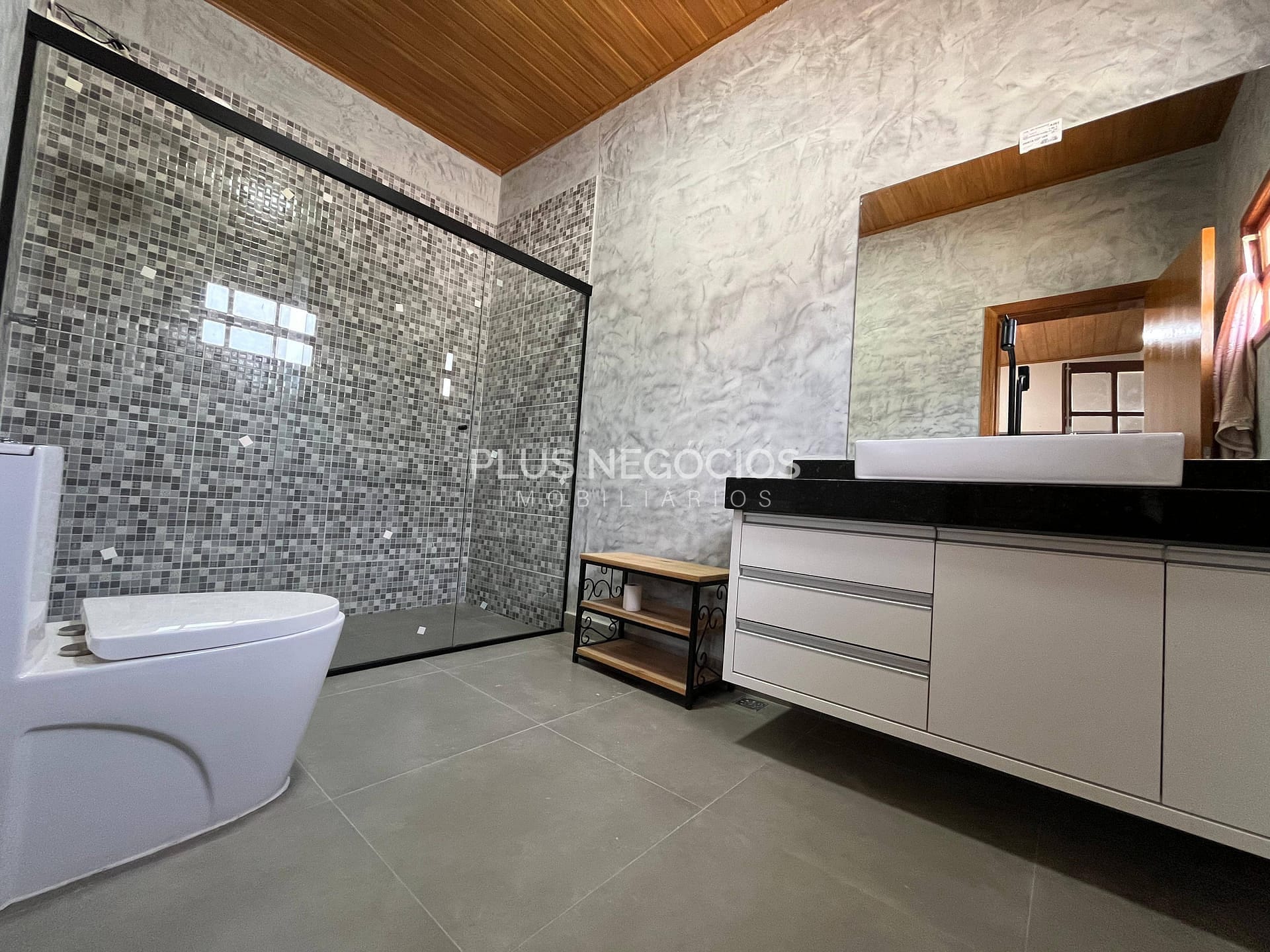 Chácara à venda com 3 quartos, 220m² - Foto 35