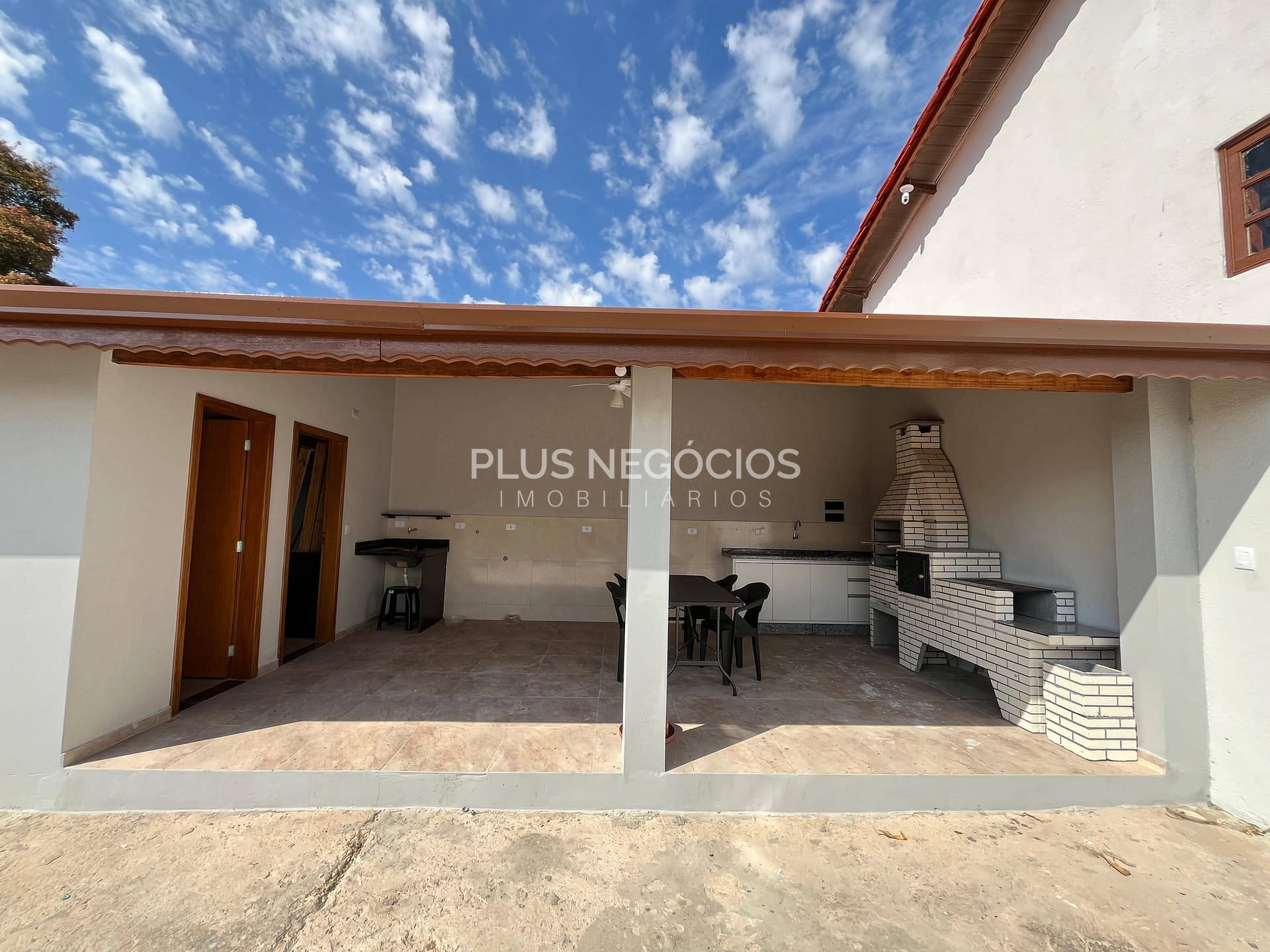 Chácara à venda com 3 quartos, 220m² - Foto 23