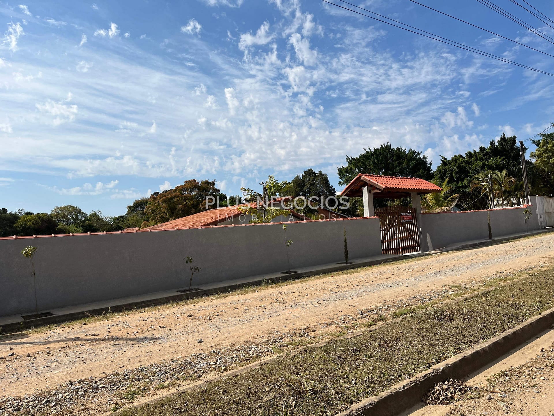 Chácara à venda com 3 quartos, 220m² - Foto 37