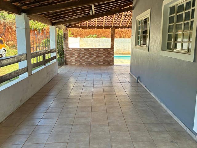 Chácara com 6000m² 2 quartos e 2 banheiros, à venda, no bairro Salto em Extrema