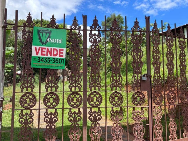 Chácara com 6000m² 2 quartos e 2 banheiros, à venda, no bairro Salto em Extrema