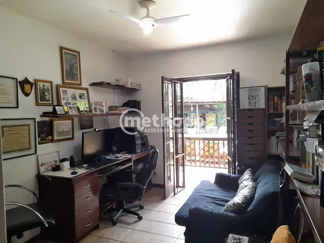Chácara com 1790m² 4 quartos e 5 banheiros, à venda ou para alugar, no bairro Barão Geraldo em Campinas