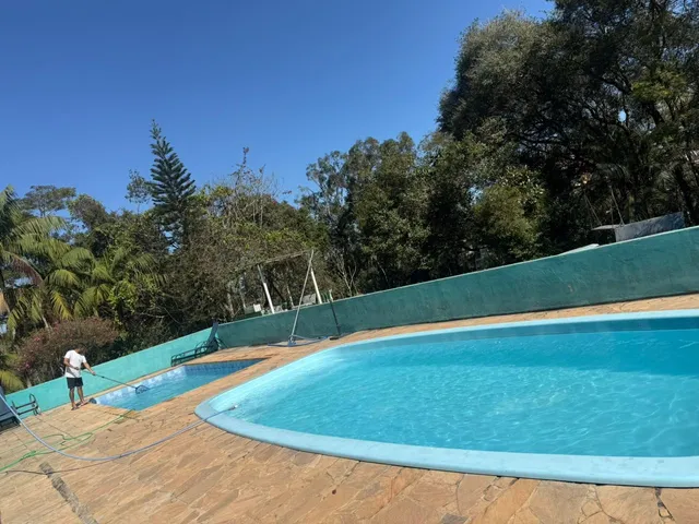 Chácara com 1400m² 5 quartos e 3 banheiros, à venda ou para alugar, no bairro Água Espraiada (Caucaia do Alto) em Cotia