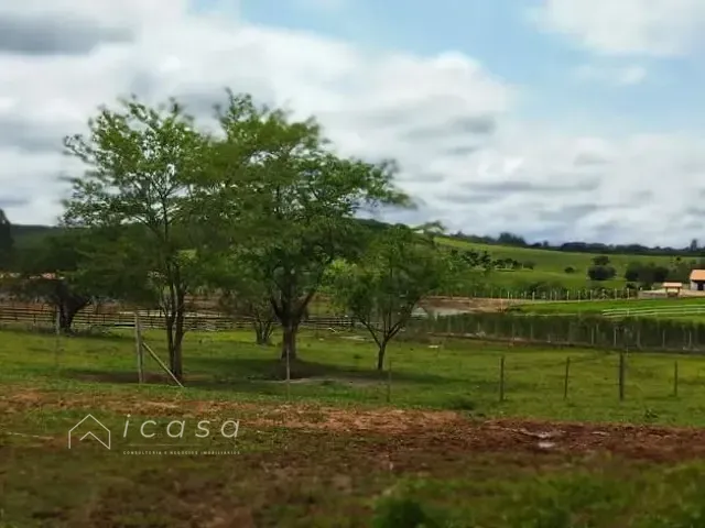 Chácara com 1000m², à venda, no bairro Borda da Mata em Caçapava