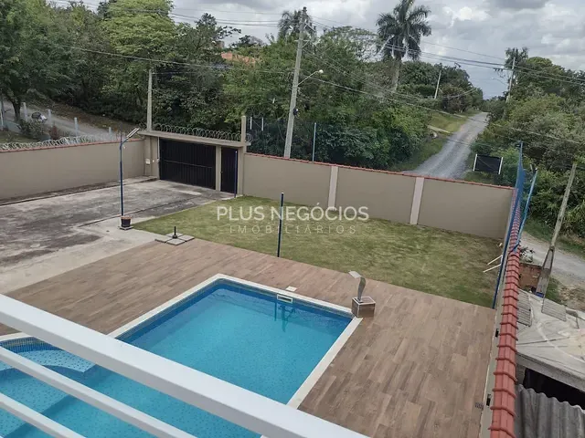 Chácara com 800m² 5 quartos e 5 banheiros, à venda, no bairro colinas em Araçoiaba da Serra