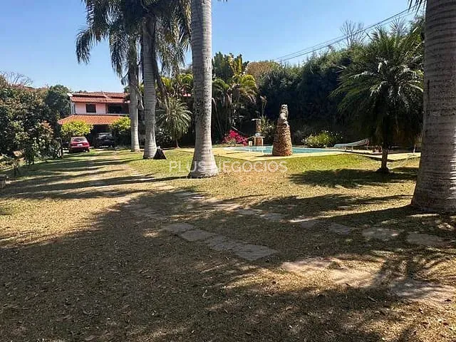 Chácara com 4000m² 3 quartos e 3 banheiros, à venda, no bairro Jundiaquara em Araçoiaba da Serra