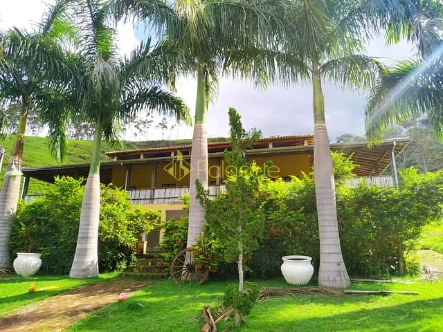 Chácara com 90000m² 4 quartos e 3 banheiros, à venda, no bairro Zona Rural em Silveiras