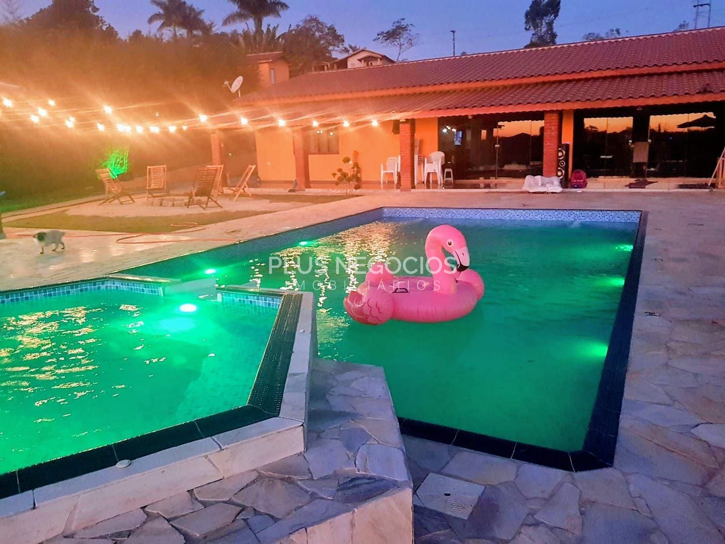 Chácara à venda com 3 quartos, 200m² - Foto 16