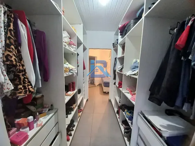 Chácara com 1000m² 4 quartos e 5 banheiros, à venda, no bairro Parque São Gabriel em Itatiba