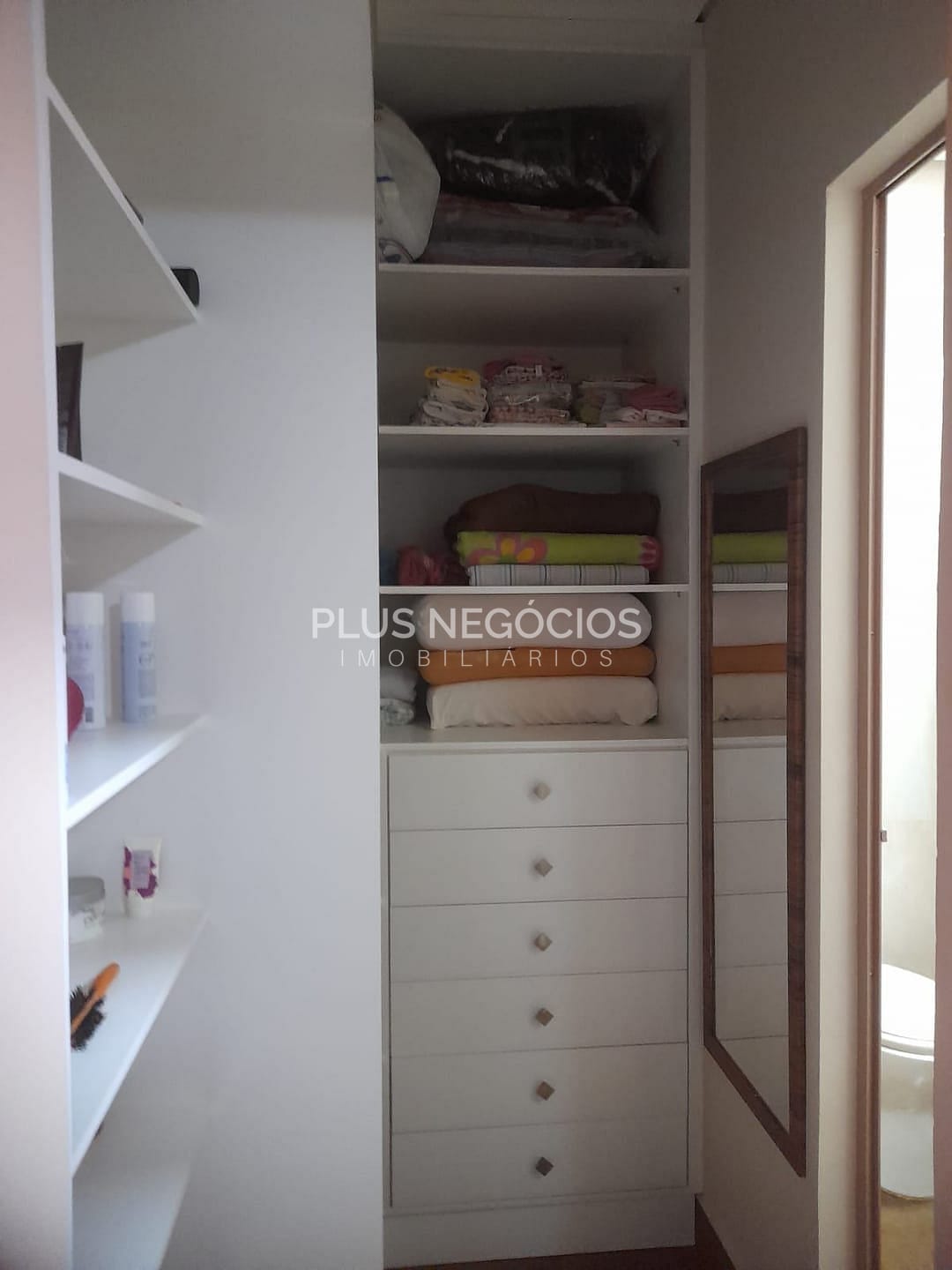 Chácara, 2 quartos, 1040 m² - Foto 9