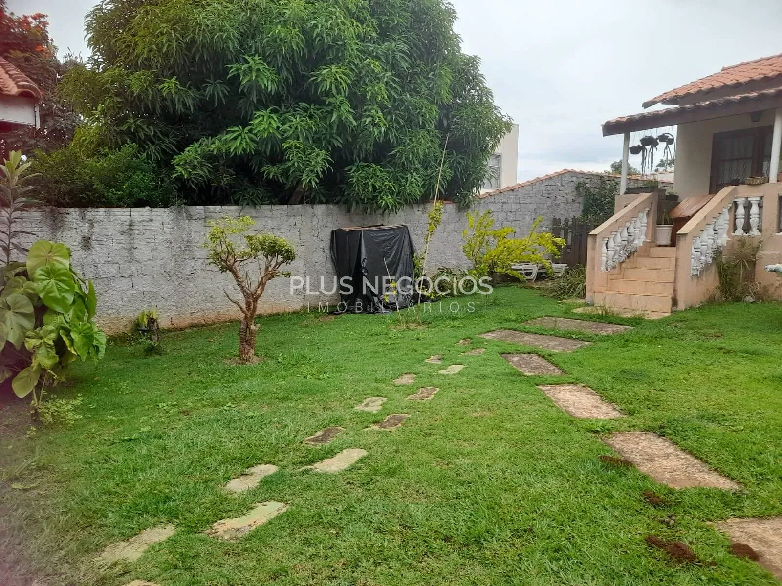 Chácara, 2 quartos, 1040 m² - Foto 2