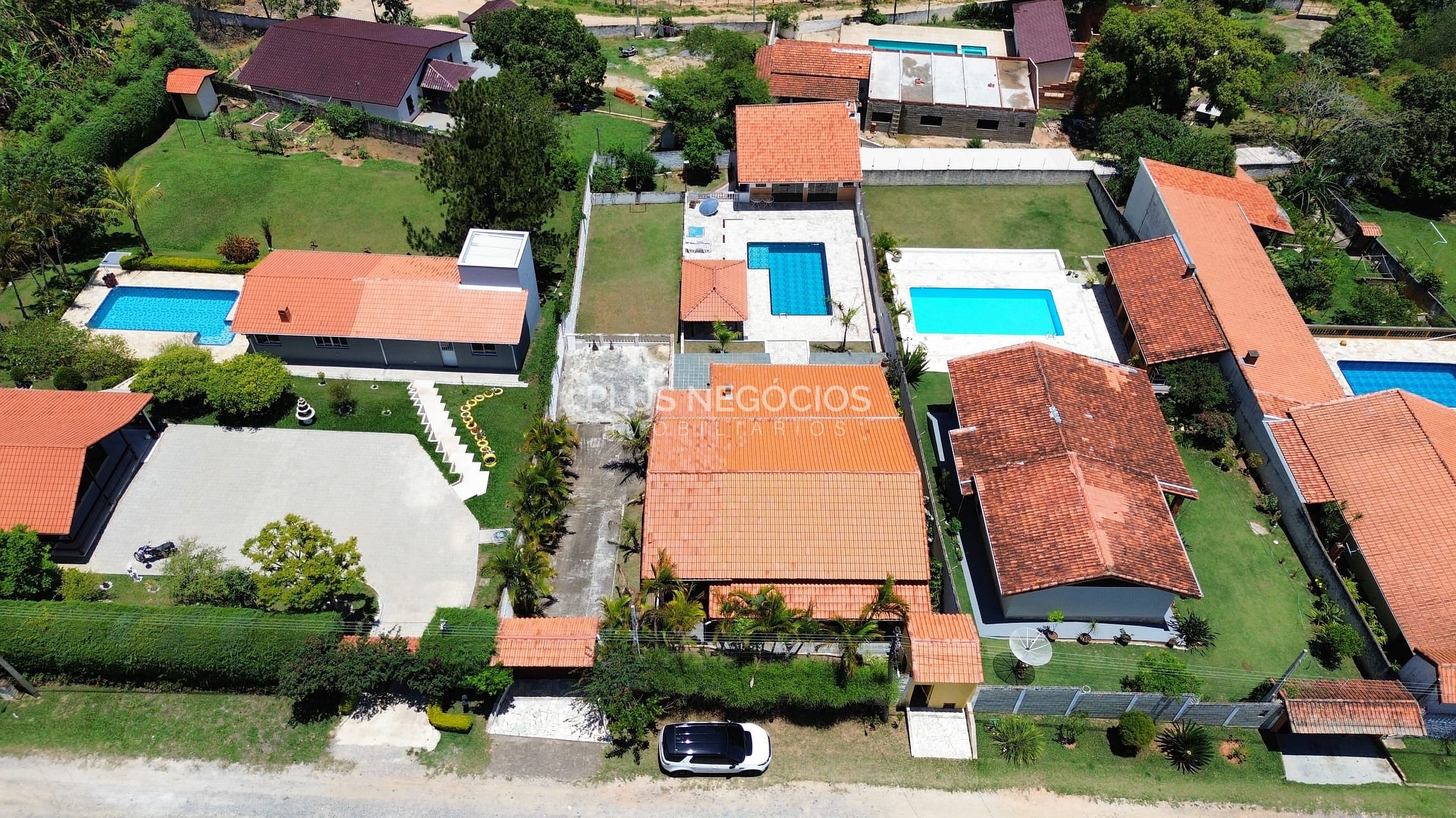 Chácara, 3 quartos, 1000 m² - Foto 2