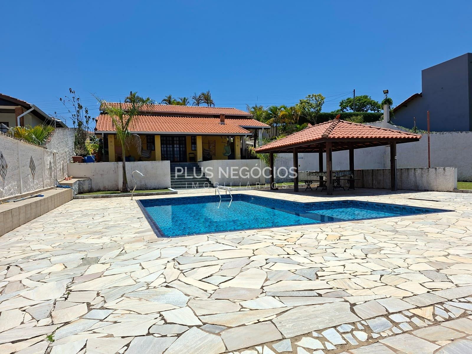 Chácara, 3 quartos, 1000 m² - Foto 3