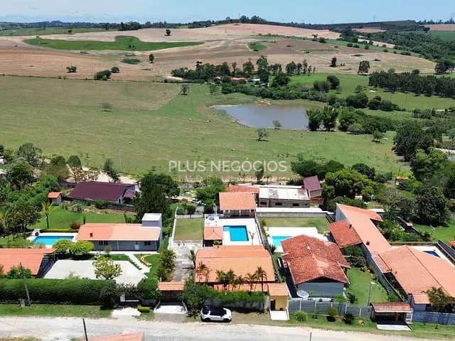 Chácara com 1000m² 3 quartos e 3 banheiros, à venda, no bairro morada do sol em Sarapuí