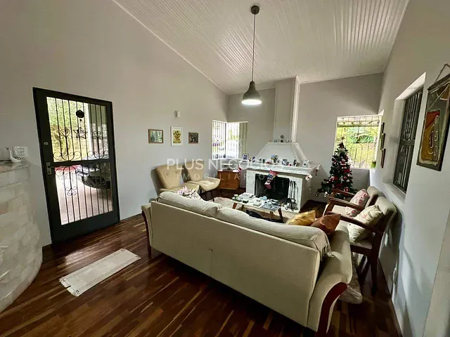 Chácara com 2500m² 3 quartos e 3 banheiros, à venda, no bairro Conj. Hab. Marino Godino em Piedade