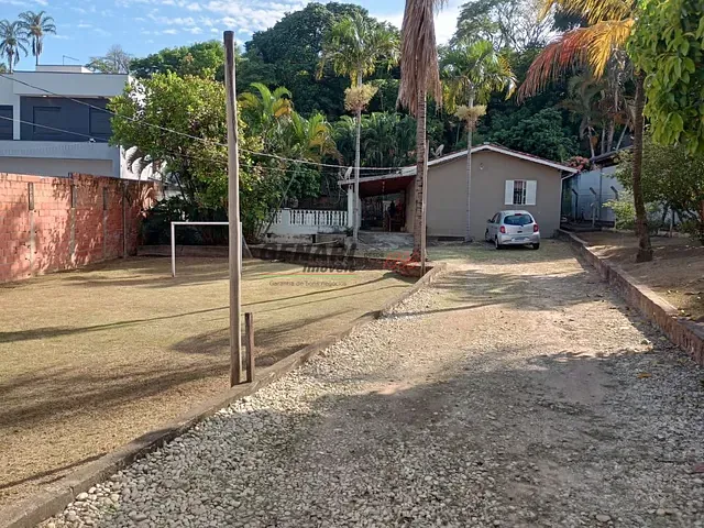 Chácara com 1560m² 3 quartos e 2 banheiros, à venda, no bairro Colinas de Indaiatuba em Indaiatuba