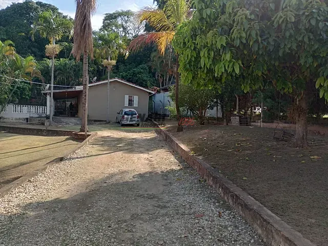 Chácara com 1560m² 3 quartos e 2 banheiros, à venda, no bairro Colinas de Indaiatuba em Indaiatuba